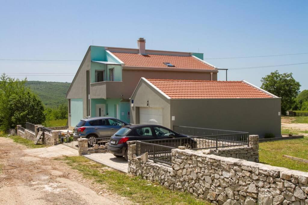 Holiday House Villa Bleu Korusce Ngoại thất bức ảnh