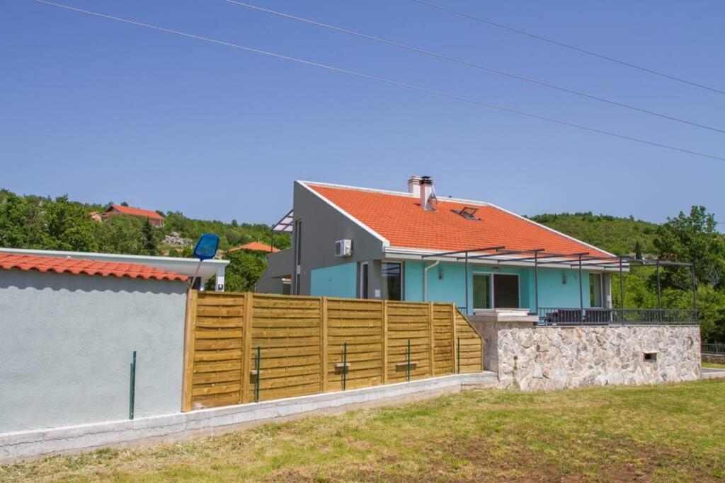 Holiday House Villa Bleu Korusce Ngoại thất bức ảnh